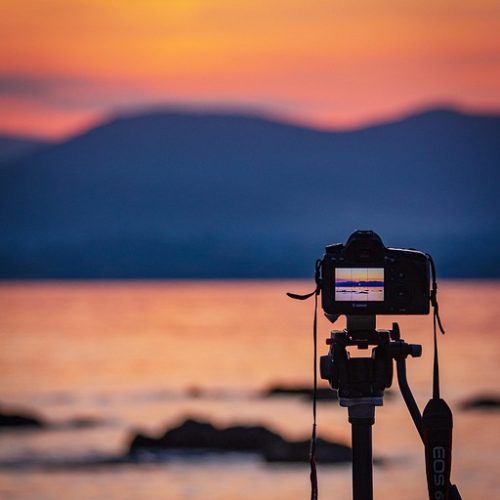 renan_brun-camera-5113699_640